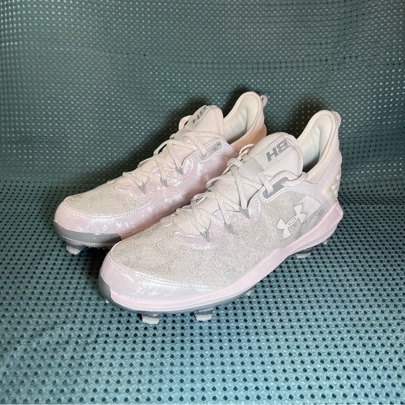 ***NWT****Men’s Under Armour Baseball Cleats-White - Picture 1 of 12